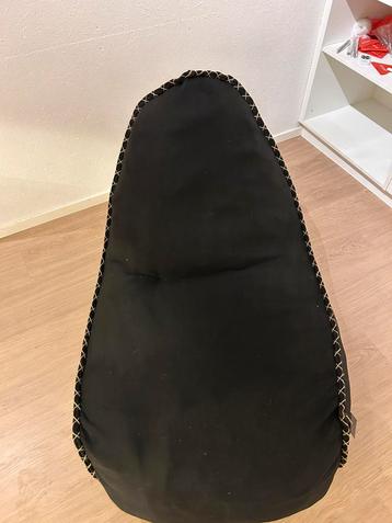 Zitzak beschikbaar voor biedingen