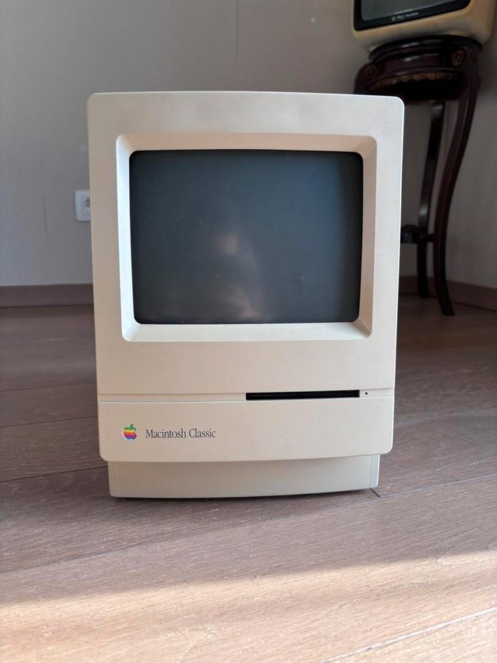 Macintosh Classic M0420, Informatique & Logiciels, Ordinateurs Vintage, Enlèvement