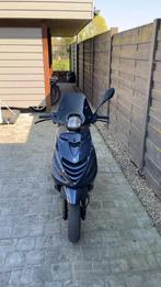 Piaggio zip 2t 50cc b-klasse, Fietsen en Brommers, Scooters | Piaggio, Ophalen, Zo goed als nieuw, Zip