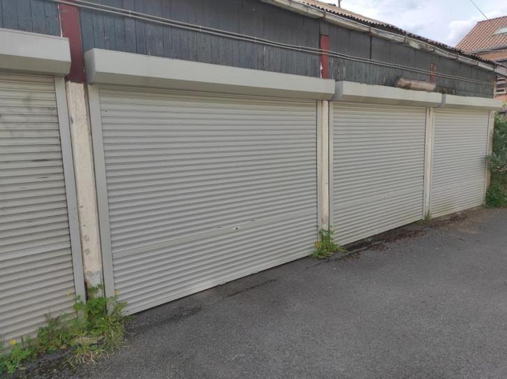 Garage / Boxe fermé à louer sur Nimy (Mons), Immo, Garages en Parkeerplaatsen, Provincie Henegouwen