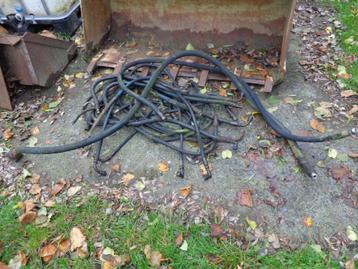 Tuyaux hydrauliques beschikbaar voor biedingen