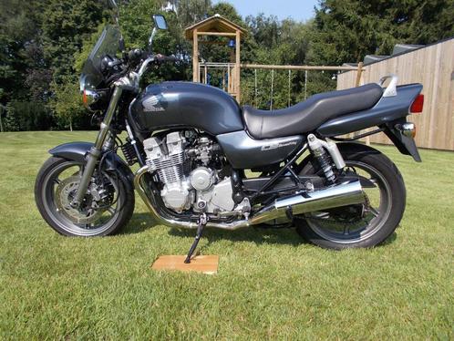 Honda CB750 Sevenfifty (Nederlandse papieren), Motoren, Motoren | Honda, Particulier, Naked bike, meer dan 35 kW, 4 cilinders