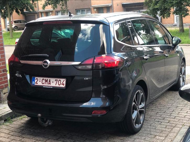 Opel zafira 2.0tdci 131pk 7plaats, Auto's, Opel, Particulier, Zafira, Climate control, Diesel, Handgeschakeld, Zwart, Zwart, Onderhoudsboekje
