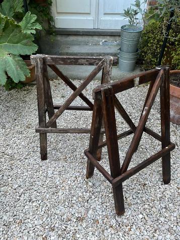 ANTIEKE HOUTEN SCHRAGEN SMAL MODEL TAFEL BLAD 2 STUKS beschikbaar voor biedingen