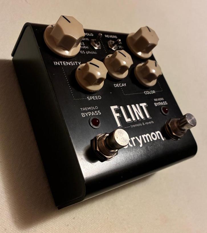 Strymon Flint V1 - Parfait état, Muziek en Instrumenten, Effecten, Gebruikt, Reverb, Overige typen, Multi-effect, Ophalen of Verzenden