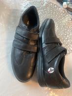 Chaussures Hashem puppies 45, Sports & Fitness, Neuf, Chaussures