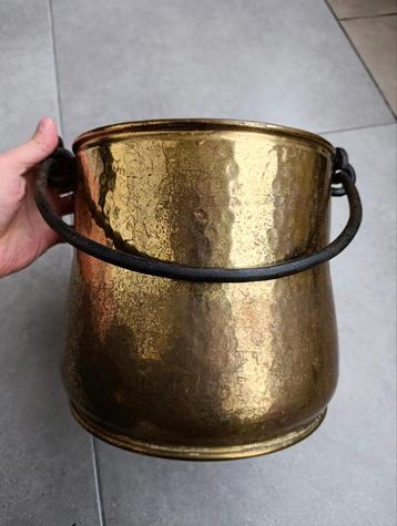 Oude koperen ketel van Mécap beschikbaar voor biedingen