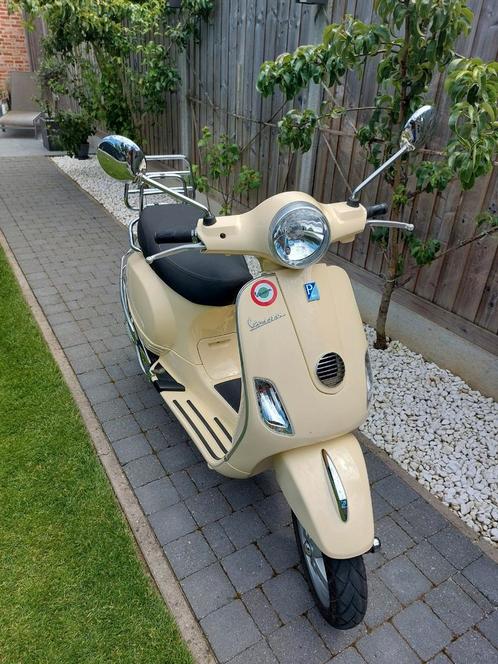Mooie Vespa Vienna LX 50CC, Fietsen en Brommers, Scooters | Vespa, Gebruikt, Vespa LX, Klasse B (45 km/u), Benzine, Ophalen