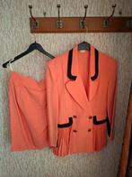 Zalmkleurig tweestuk, Enlèvement, Autres couleurs