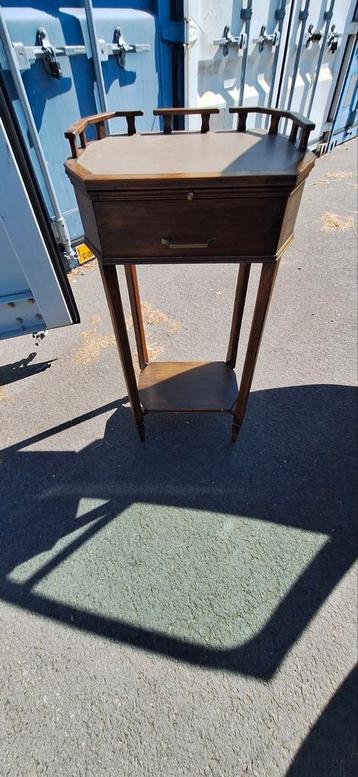 Magnifique petit meuble ancien, Antiquités & Art, Enlèvement