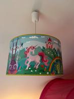 Lampadaire licorne, Zo goed als nieuw