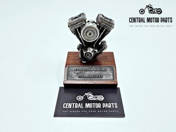 Schaal Model 1:8 Evolution Engine 1984-1999 beschikbaar voor biedingen