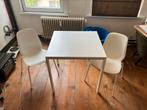 Tafel met stoelen, Ophalen