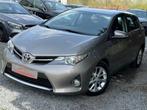 Toyota Auris 1.6i Style AUTO./Navi/Camera/Cruise/Gar12M, Automaat, Leder, Bedrijf, Berline