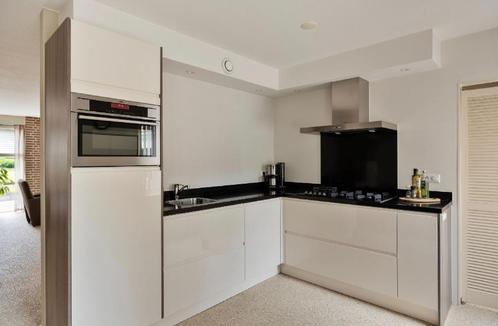 Moderne greeploze hoekkeuken + losse wand GEDEMONTEERD, Huis en Inrichting, Keuken | Complete keukens, Zo goed als nieuw, Hoekkeuken