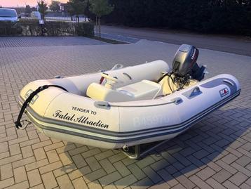 Avon zodiac beschikbaar voor biedingen