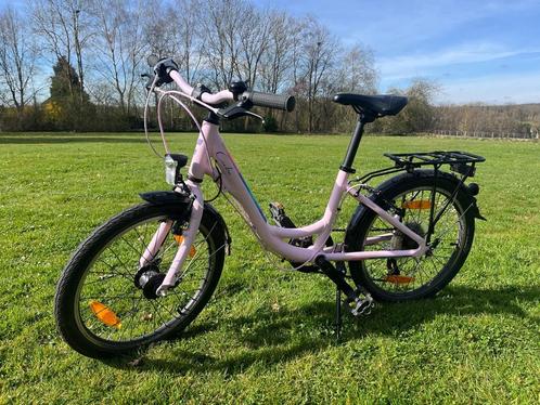 Cube 20inch voor meisje 5-11 jaar / pour fille 5-11 and, Fietsen en Brommers, Fietsen | Meisjes, Zo goed als nieuw, 20 inch, Handrem