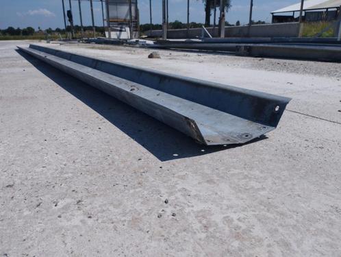 dakgoten, Doe-het-zelf en Bouw, Buizen en Afvoer, Gebruikt, Dakgoot, Overige materialen, 4 tot 6 meter, 20 tot 40 mm, Ophalen