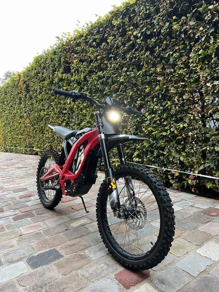Surron light bee 691km!!, Fietsen en Brommers, Brommers | Crossbrommers, Zo goed als nieuw, Overige merken, Ophalen
