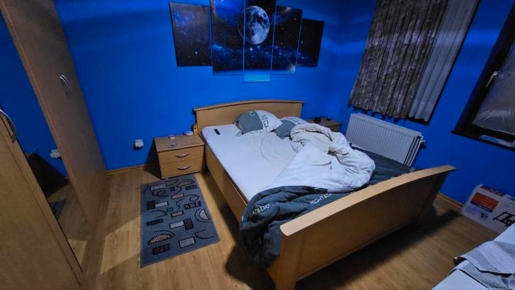 Slaapkamer 2 pers bed, kleerkast met 5 deuren, 2 nachtkastje, Huis en Inrichting, Slaapkamer | Complete slaapkamers, Gebruikt