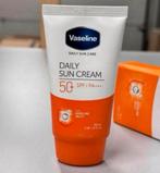 Vaseline dagelijkse zonnebrandcrème SPF 50+, PA+++ 50ml, Handtassen en Accessoires, Uiterlijk | Lichaamsverzorging, Ophalen of Verzenden
