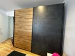 Armoire à portes coulissantes (bois/gris), 200 cm ou plus, Avec espace de penderie, Comme neuf, Enlèvement