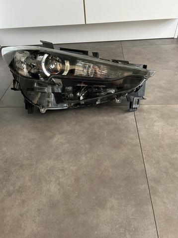 Koplamp Mazda CX5.2021 jaar rechts beschikbaar voor biedingen