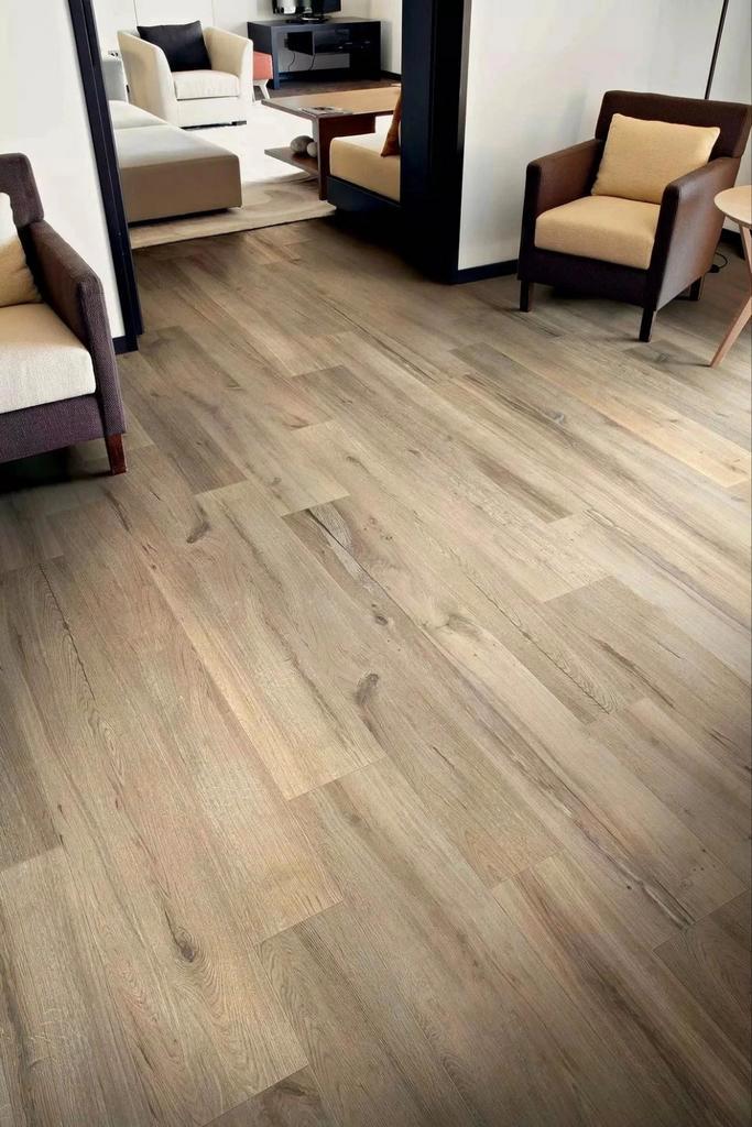 Carrelage céramique effet parquet – 60m2, Maison & Meubles, Ameublement | Revêtements de sol, Parquet