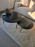 Salontafeltjes zwart, Ophalen