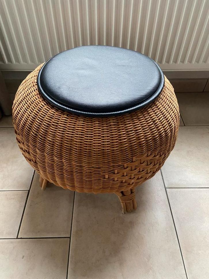 6 galettes de chaise, effet cuir, noir, 45,00€, Maison & Meubles, Accessoires pour la Maison | Coussins, Comme neuf, Noir, Enlèvement