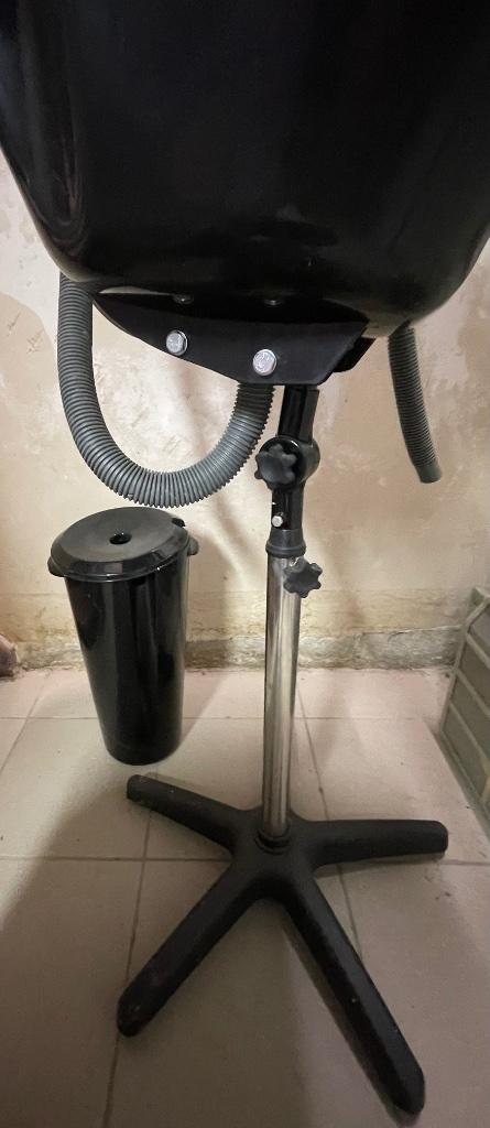 Mobiele wasbak met aansluiting, Diversen, Overige Diversen, Zo goed als nieuw, Ophalen