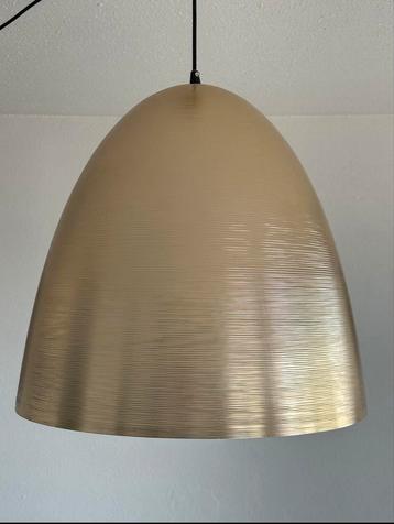 Goudkleurige hanglamp  beschikbaar voor biedingen