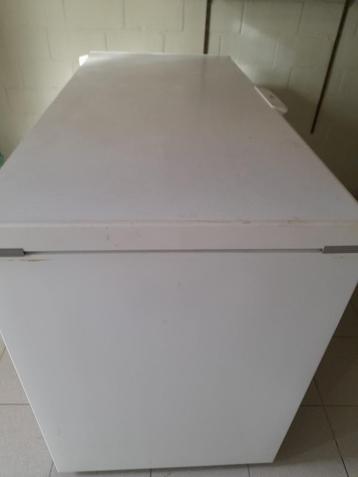 1 diepvries koffer Wirlpool WHE39392T,H0,92,B1,40,D0,65,, Elektronische apparatuur, Vriezers en Diepvrieskisten, Vrieskist, Gebruikt