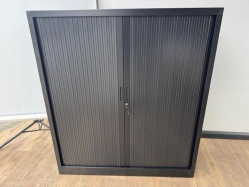 Zwarte roldeurkast 135 x 120, Huis en Inrichting, Woonaccessoires | Wandplanken en Boekenplanken, Nieuw, Ophalen