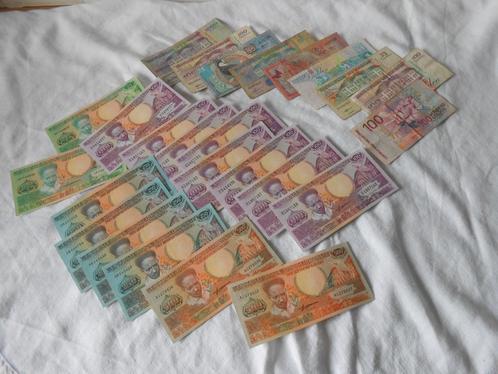 bankbiljetten Suriname - 25 stuks, Postzegels en Munten, Bankbiljetten | Amerika, Setje, Midden-Amerika, Ophalen of Verzenden