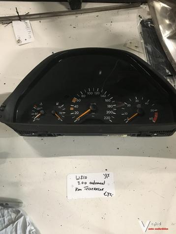 Mercedes W210 1997  Km Tellerklok 3.0 diesel automaat beschikbaar voor biedingen
