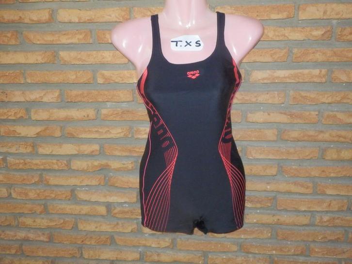 (87) - maillot femme t.XS noir rouge - arena -, Kleding | Dames, Badmode en Zwemkleding, Zo goed als nieuw, Badpak, Zwart, Ophalen of Verzenden