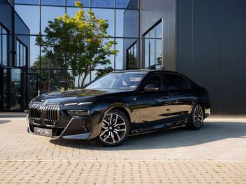BMW 7 Serie 750 e - PHEV- B&W - HUD - 360 - trekhaak - pan beschikbaar voor biedingen