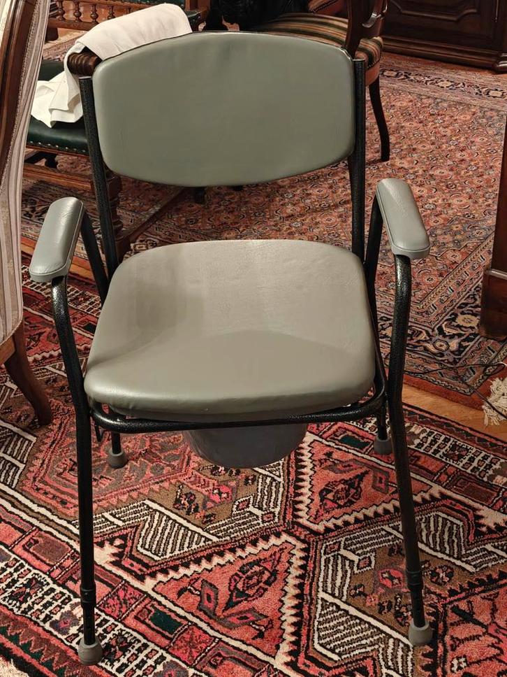 Propere , in de hoogte verstelbare WC-stoel, Huis en Inrichting, Stoelen, Ophalen