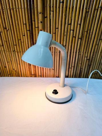 Vintage bedlamp/bureaulamp uit 1980 in wit metaal, Ikea beschikbaar voor biedingen