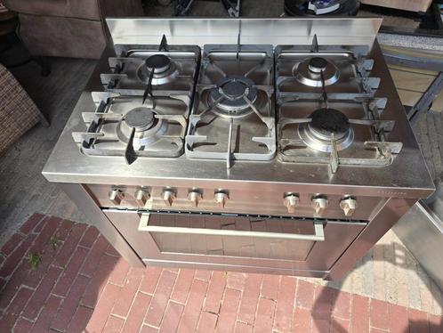 Gasfornuis met oven 90 cm solitair, Elektronische apparatuur, Fornuizen, Gebruikt, Vrijstaand, Gas, 5 kookzones of meer, 90 tot 95 cm