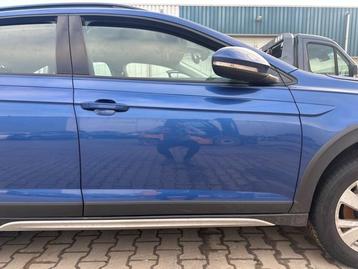 Portier 4Deurs rechts-voor van een Volkswagen Taigo (LB5K) beschikbaar voor biedingen