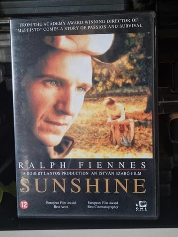 Sunshine, Ralph Fiennes, William Hurt, Rachel Weisz beschikbaar voor biedingen