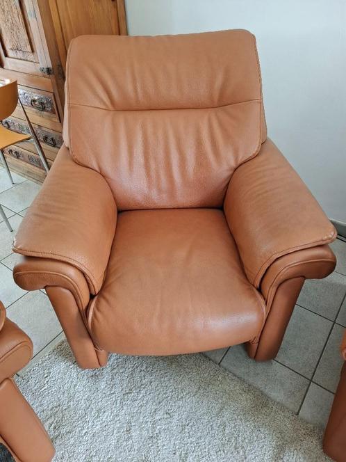Volledige cognac kleurige lederen salon, Huis en Inrichting, Zetels | Zetels, Zo goed als nieuw, Rechte bank, Overige maten, 150 tot 200 cm