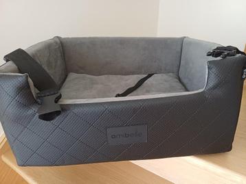 Hondenmand voor in de wagen Amibelle beschikbaar voor biedingen
