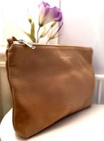 Pochette cuir moutarde marque Patrizia Pepe, Bijoux, Sacs & Beauté, Sacs | Sacs Femme, Beige, Sac de soirée, Utilisé