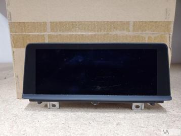 BMW 3 serie F30 F31 navigatie display 8.8 inch 9252004 €300 beschikbaar voor biedingen