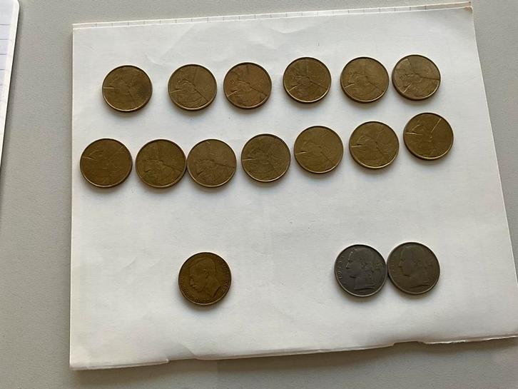 Lot  Belgische munten van 5 frank uit de jaren tachtig., Postzegels en Munten, Munten | Europa | Niet-Euromunten, België, Ophalen of Verzenden