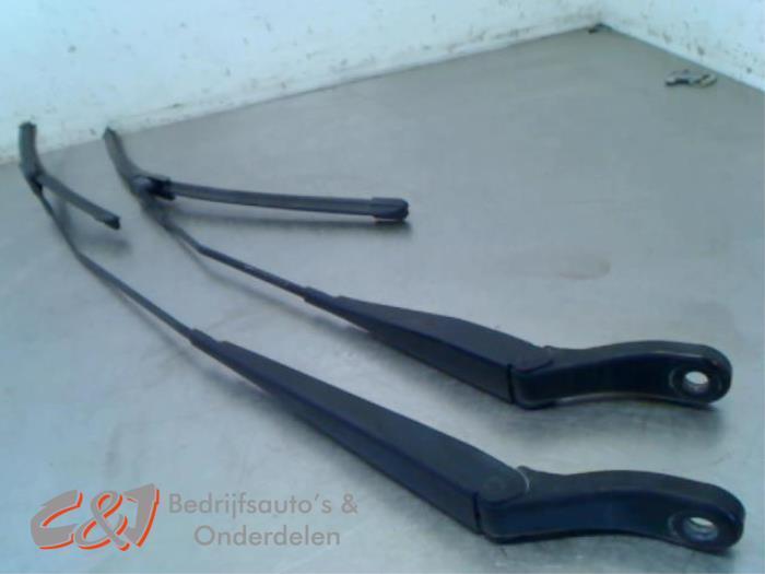 Ruitenwisserarm set van een Citroen Berlingo, Auto-onderdelen, Ruiten en Toebehoren, Citroën, Gebruikt, 3 maanden garantie, Ophalen of Verzenden