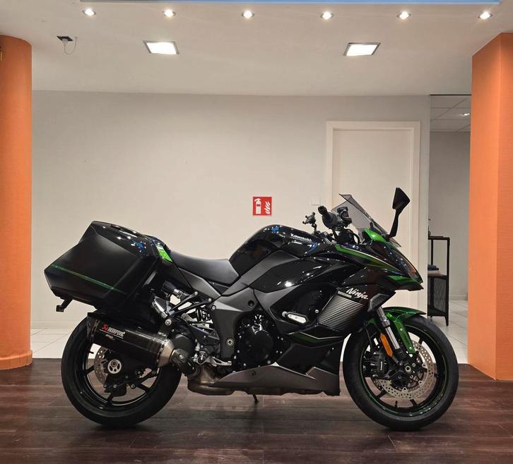 Kawasaki Ninja 1000 SX Performance**2023**9.135km**Garantie, Motoren, Motoren | Kawasaki, Bedrijf, Toermotor, meer dan 35 kW, 4 cilinders